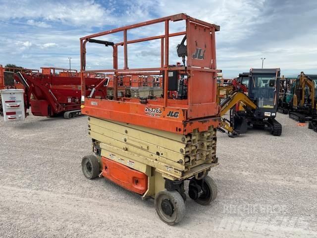 JLG 2632ES シザースリフト