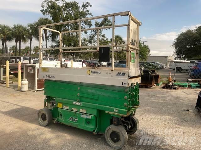 JLG 2632ES シザースリフト