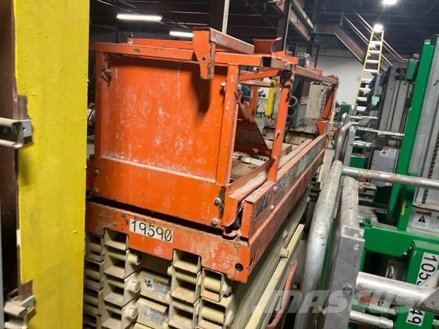 JLG 2632ES シザースリフト