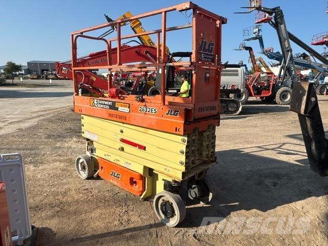 JLG 2632ES シザースリフト