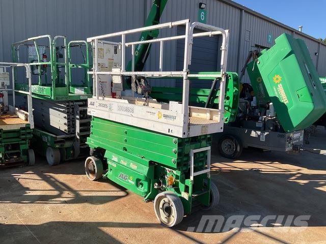 JLG 2632ES シザースリフト
