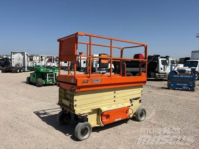 JLG 3246ES シザースリフト