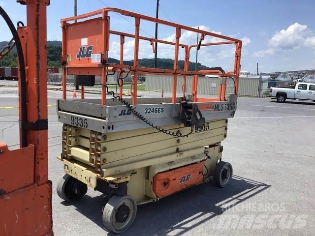 JLG 3246ES シザースリフト