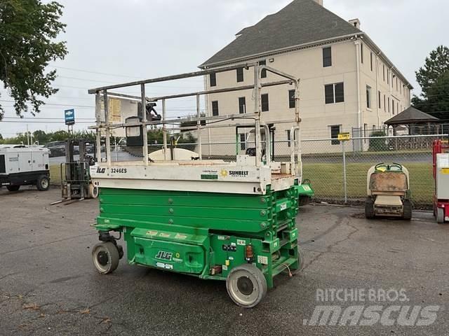 JLG 3246ES シザースリフト