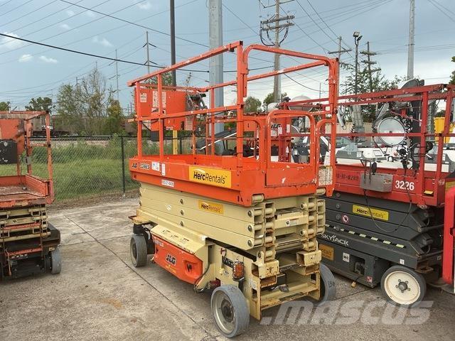 JLG 3246ES シザースリフト