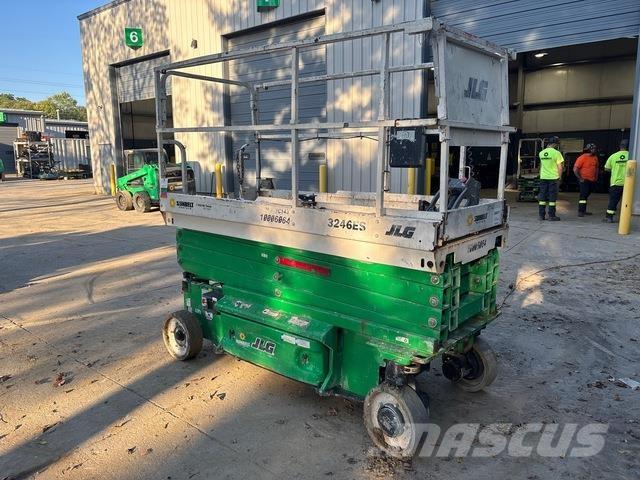 JLG 3246ES シザースリフト
