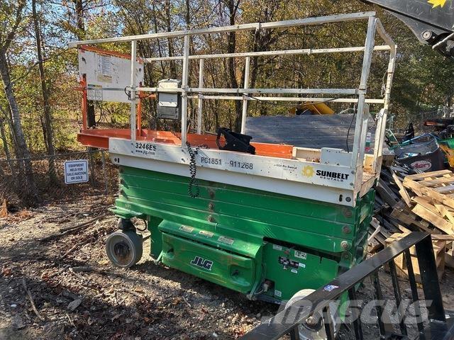 JLG 3246ES シザースリフト