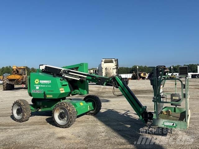 JLG 340AJ ブームリフト　屈伸型