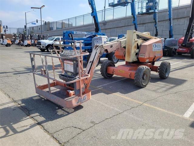 JLG 340AJ ブームリフト　屈伸型