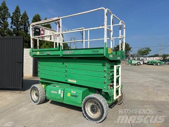 JLG 4069LE シザースリフト