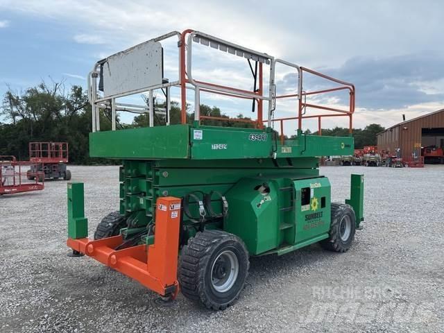 JLG 4394RT シザースリフト