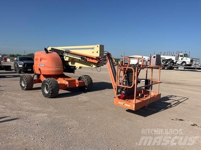 JLG 450AJ ブームリフト　屈伸型