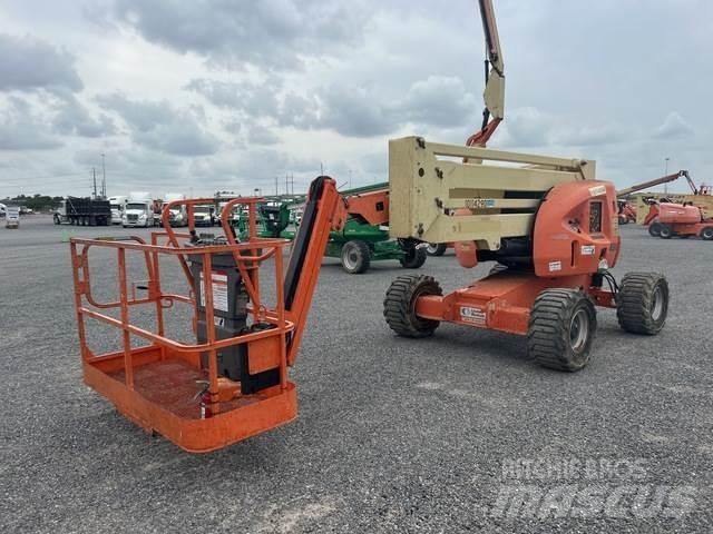 JLG 450AJ ブームリフト　屈伸型