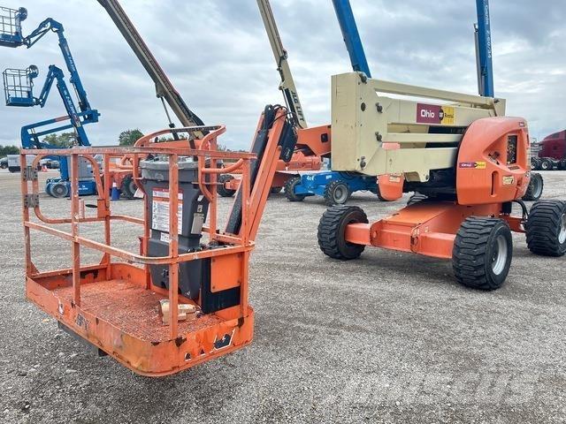 JLG 450AJ ブームリフト　屈伸型