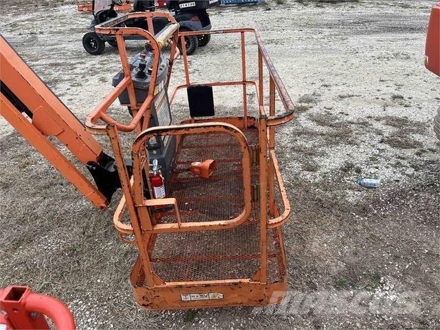 JLG 460SJ ブームリフト　直伸型