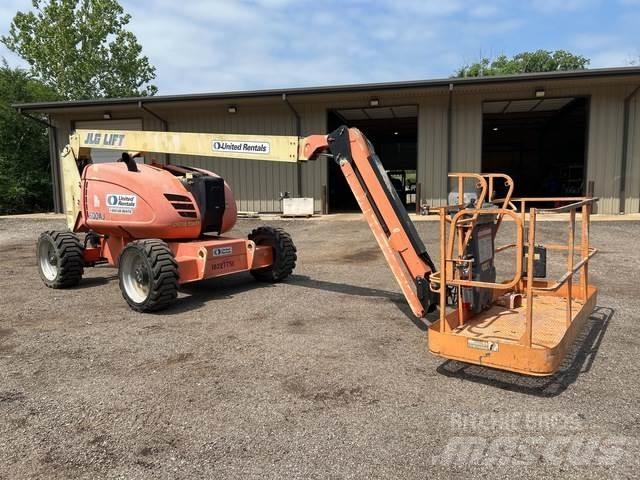 JLG 600AJ ブームリフト　屈伸型