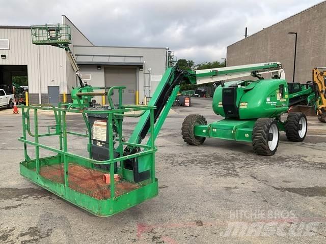 JLG 600AJ ブームリフト　屈伸型