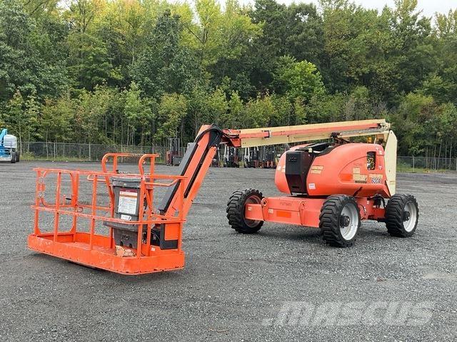 JLG 600AJ ブームリフト　屈伸型