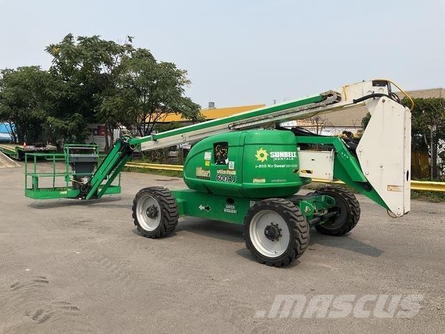 JLG 600AJ ブームリフト　屈伸型