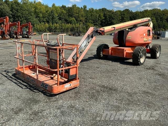 JLG 600AJ ブームリフト　屈伸型