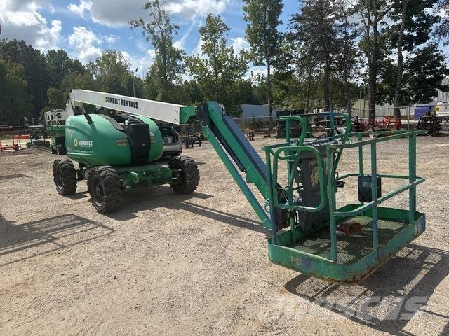 JLG 600AJN ブームリフト　屈伸型