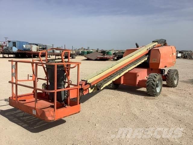 JLG 600S ブームリフト　直伸型