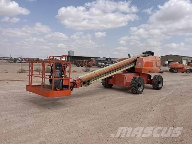 JLG 600S ブームリフト　直伸型