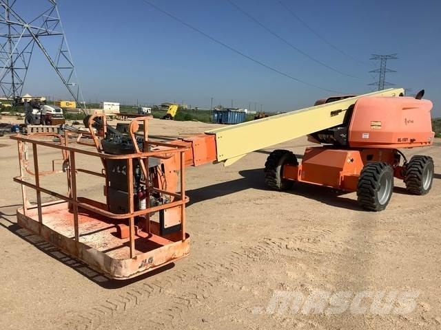 JLG 600S ブームリフト　直伸型