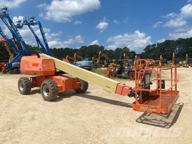 JLG 600S ブームリフト　直伸型