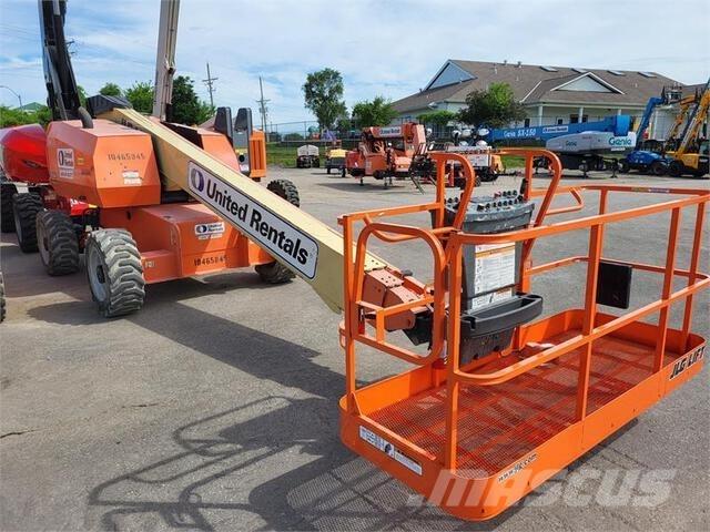 JLG 600S ブームリフト　直伸型