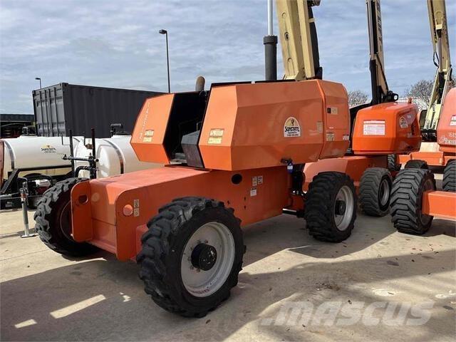 JLG 600S ブームリフト　直伸型