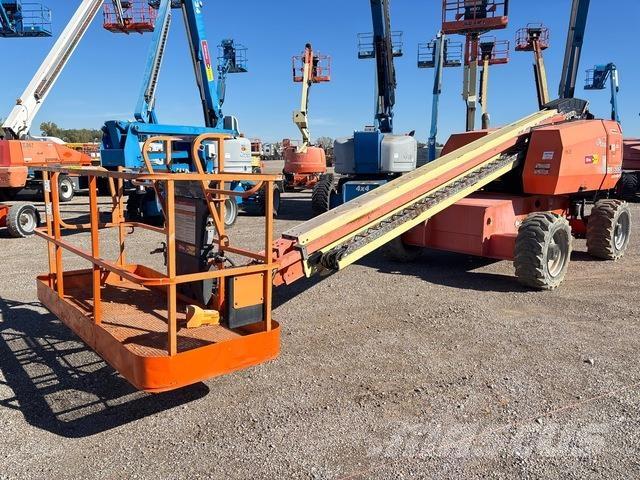 JLG 600S ブームリフト　直伸型