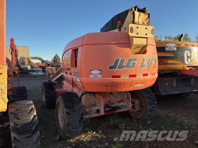JLG 600S ブームリフト　直伸型