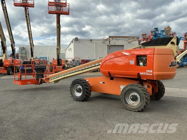 JLG 600S ブームリフト　直伸型