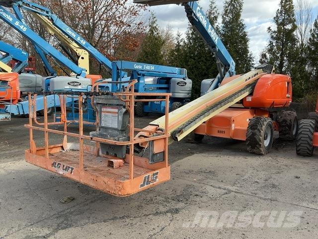 JLG 600S ブームリフト　直伸型