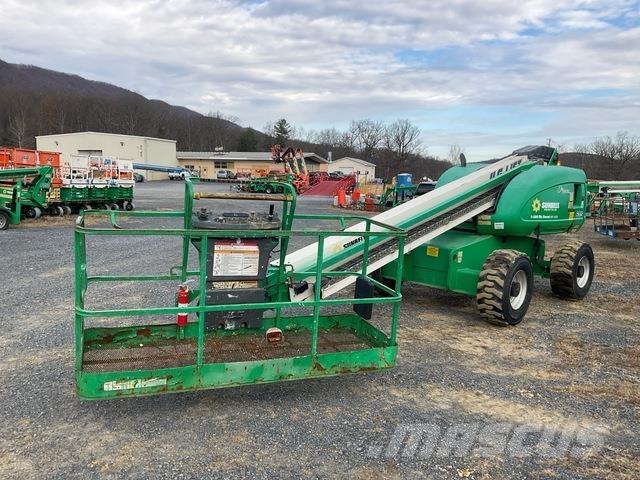 JLG 600S ブームリフト　直伸型