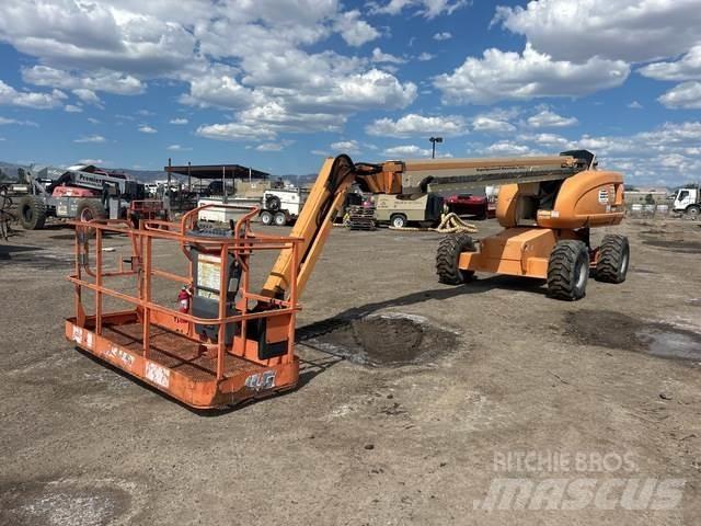 JLG 600SJ 4X4 ブームリフト　屈伸型