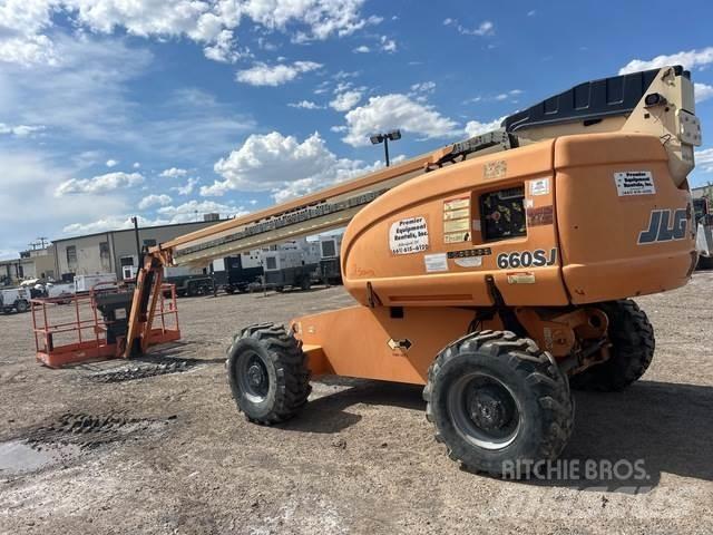 JLG 600SJ 4X4 ブームリフト　屈伸型