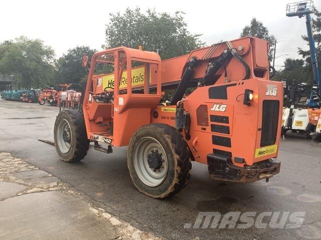 JLG 6042 テレスコーピックハンドラー