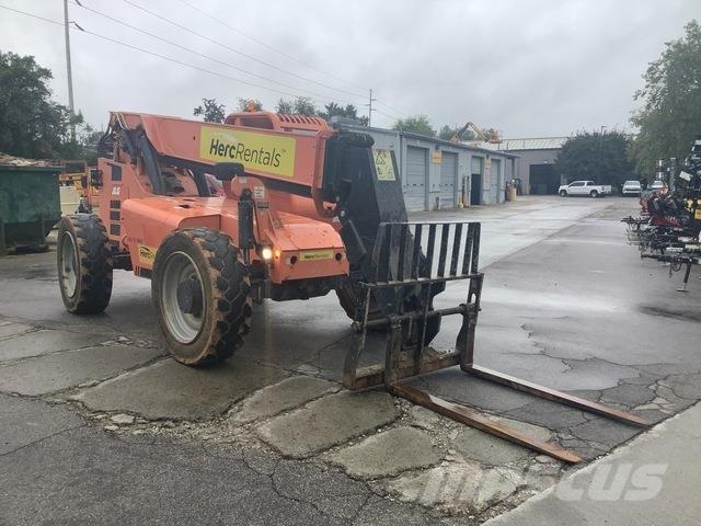 JLG 6042 テレスコーピックハンドラー