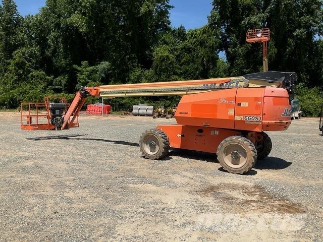 JLG 660SJ ブームリフト　直伸型
