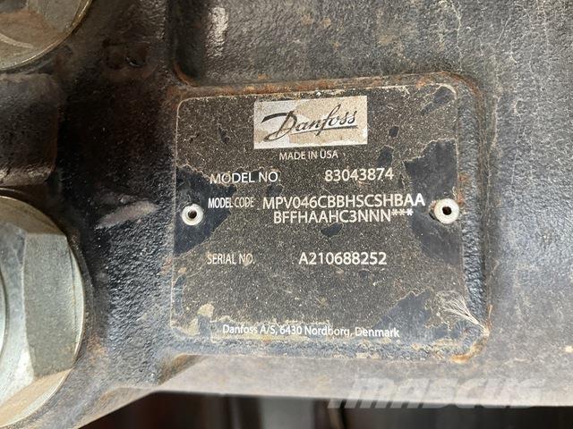 JLG 660SJ ブームリフト　直伸型