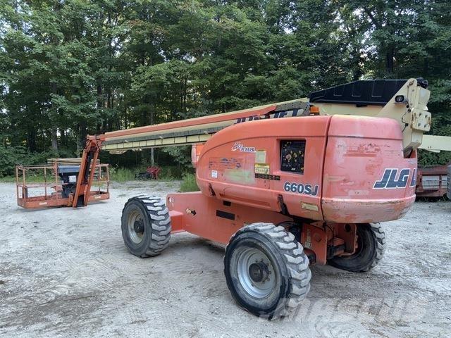 JLG 660SJ ブームリフト　直伸型