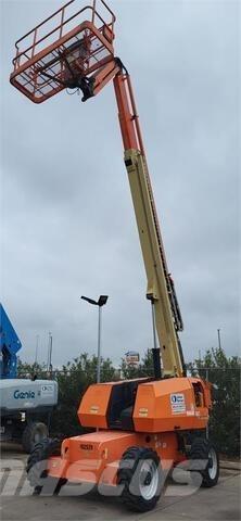 JLG 660SJ ブームリフト　直伸型