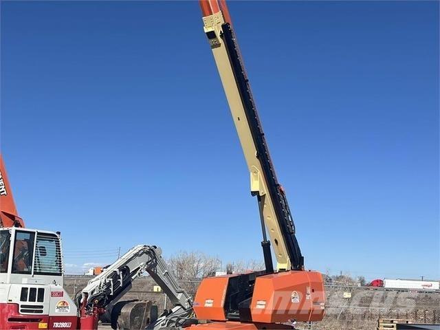 JLG 660SJ ブームリフト　直伸型