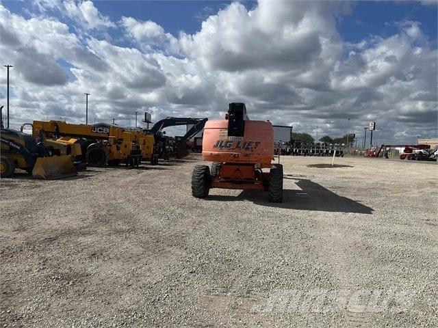 JLG 660SJ ブームリフト　直伸型