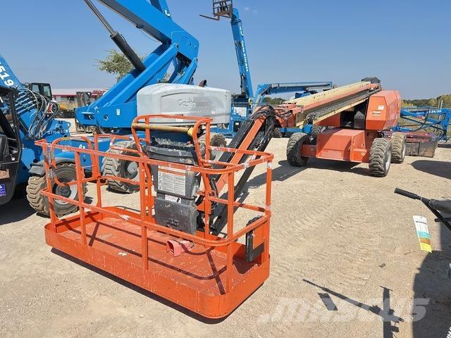 JLG 660SJ ブームリフト　直伸型
