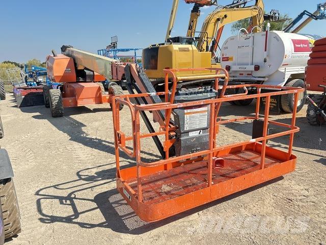 JLG 660SJ ブームリフト　直伸型