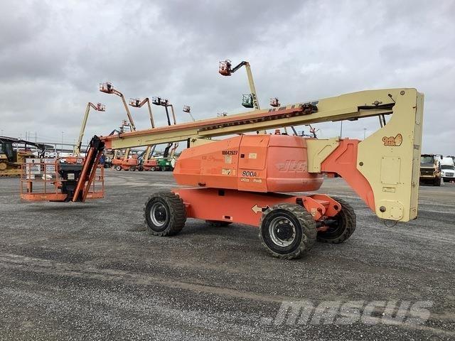 JLG 800 AJ ブームリフト　屈伸型
