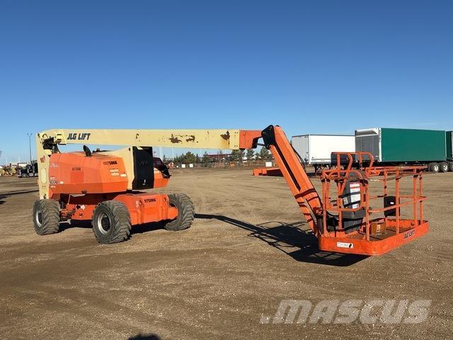 JLG 800 AJ ブームリフト　屈伸型